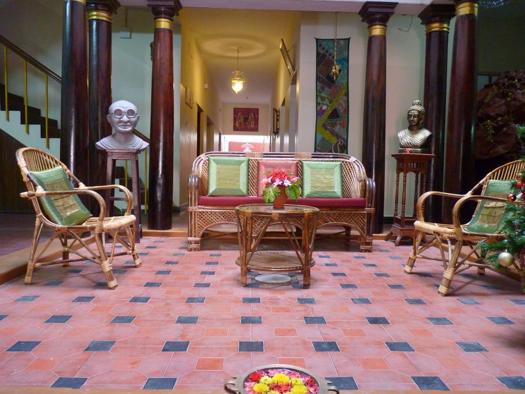 Ram Guest House ポンディシェリ エクステリア 写真